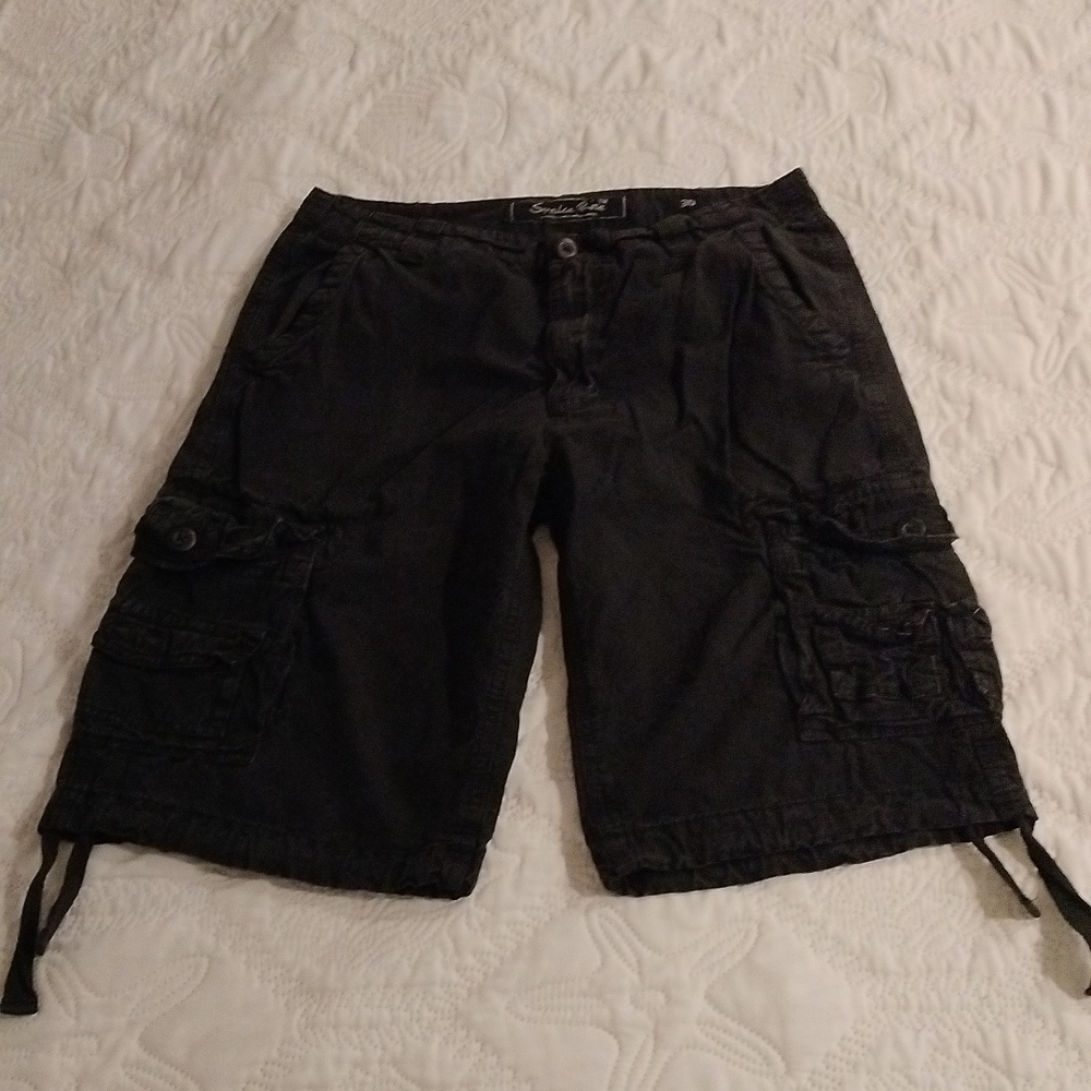 ⚜️ Smoke Rise Cargo Shorts